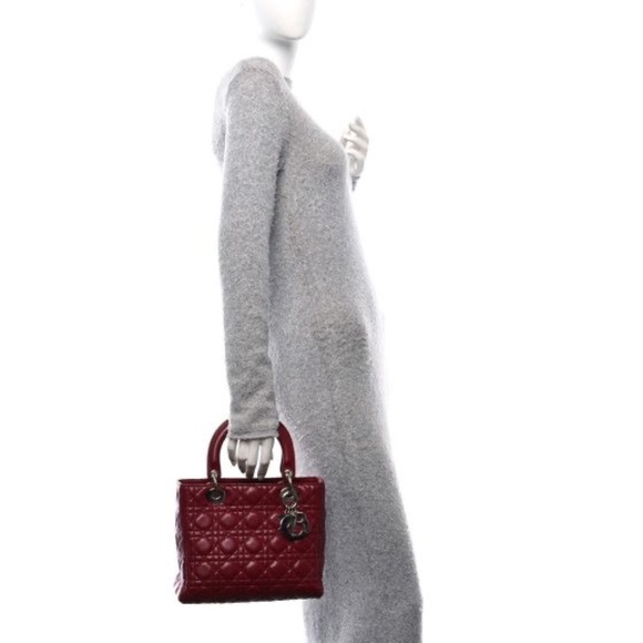 Authentic CHRISTIAN DIOR Lambskin Cannage Medium Lady Dior Red - Picture 3 of 15